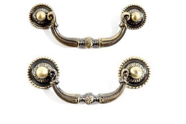 Bútorfogantyú fém AK4213  64mm antikolt réz