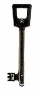 Kulcs 190 Gege fogazott 230