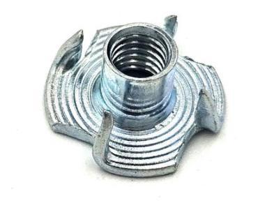 Anya körmös horg. M 6 500db/dob.!